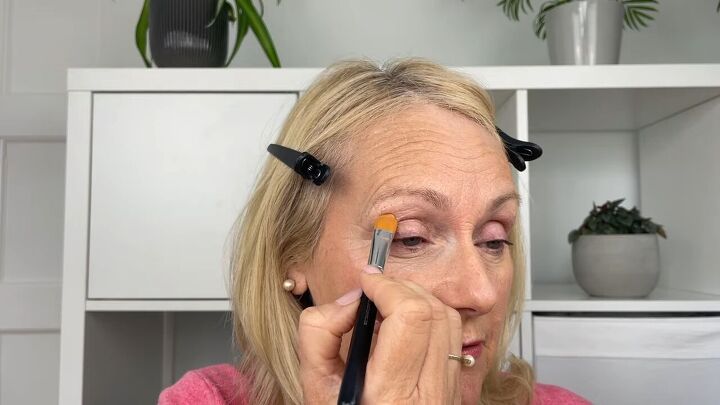 best eye makeup for older woman, Prepping eyes