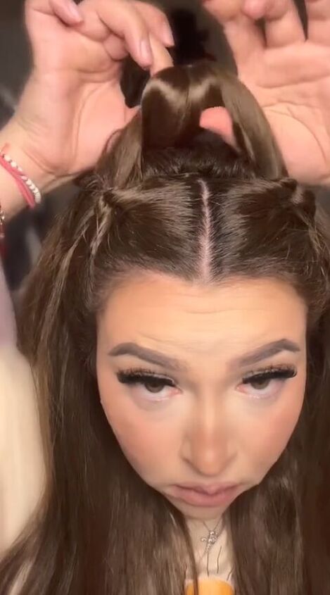 super cute and easy hairstyle, Pulling ends