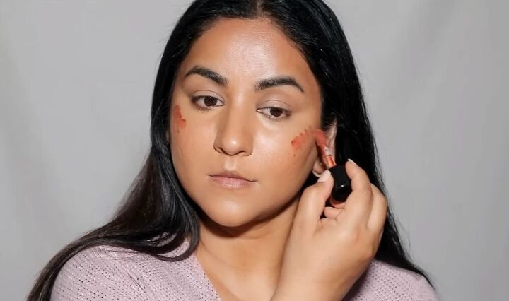 alia bhatt makeup, Applying blush