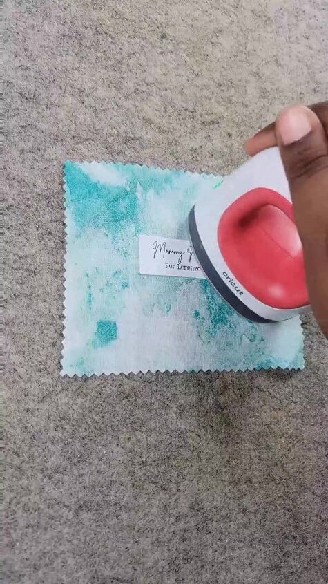 How I Make My Own Clothing Labels Upstyle sewvery-tutorials