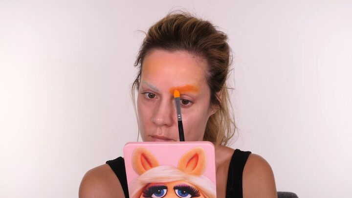 ahsoka tano makeup, Applying orange to brows