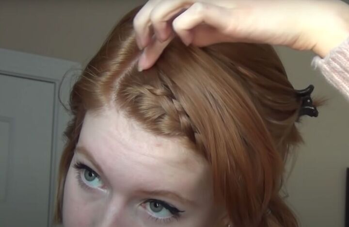 double dutch braid tutorial, Braiding hair