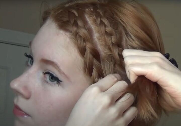 double dutch braid tutorial, Braiding hair