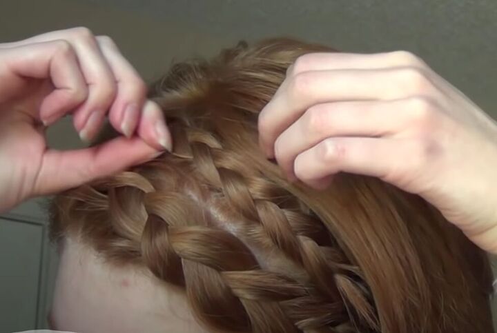 double dutch braid tutorial, Fanning out braids