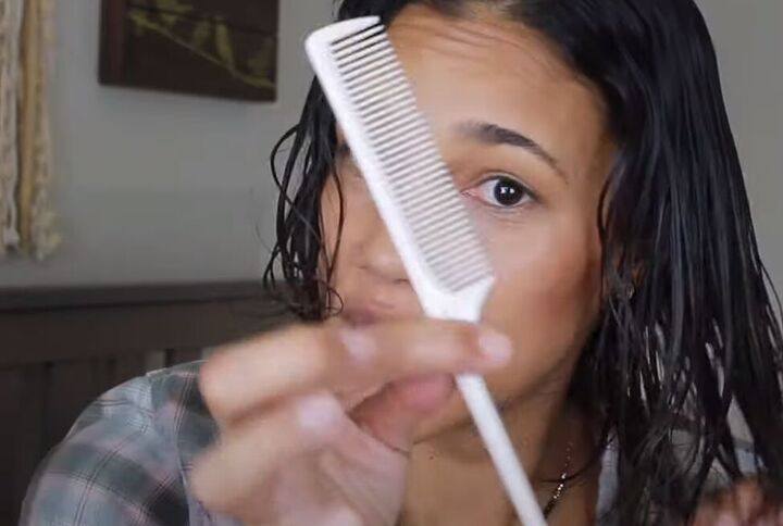 how to refresh curls, Fine comb