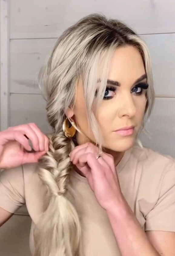 if you can t fishtail braid try this hack instead it looks exactly the, Loosening braid