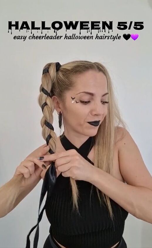save this spooky hairstyle for halloween, Braiding ribbon