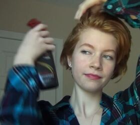 how to curl short hair, Adding heat protectant spray
