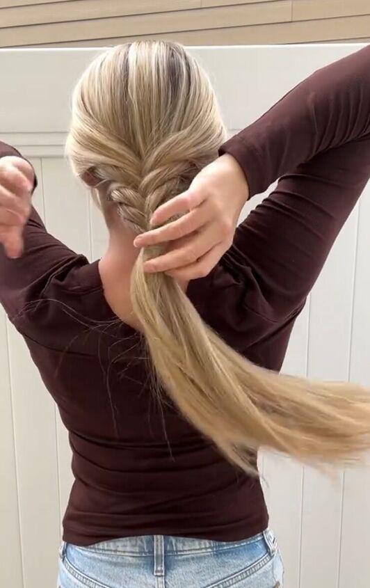 perfect fall hairstyle for hats, Braiding hair