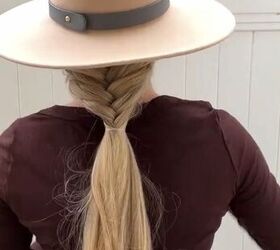 Perfect Old Money Fall Hairstyle for Hats