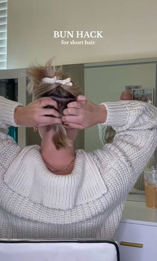 braided bun hack for short hair, Tying ponytail