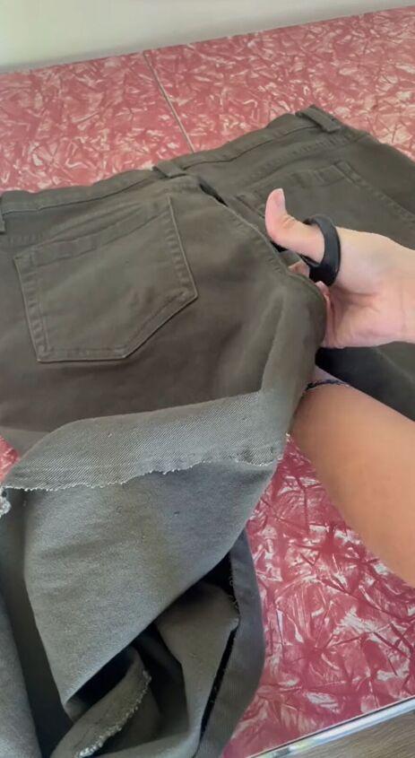 turn thrifted jeans into the trendiest thing everyone is wearing, Opening seams