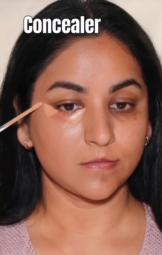flawless base makeup, Applying concealer