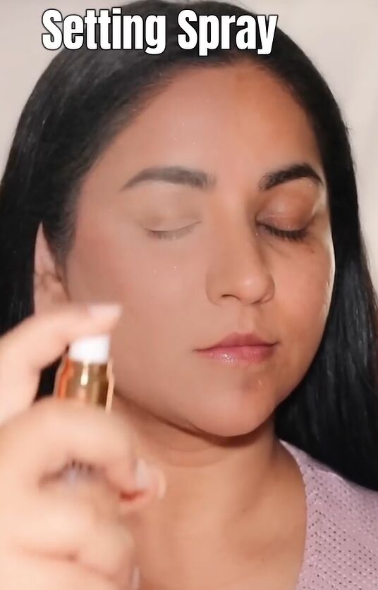 flawless base makeup, Applying setting spray