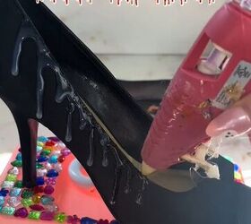these bloody heels are so easy to diy and perfect for halloween, Applying glue