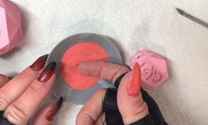 Dip Powder Nail Tutorial DIY Dip Powder Ombre Nails Tutorial | Upstyle