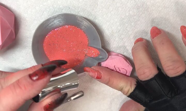 dip powder ombre nails, Applying activator