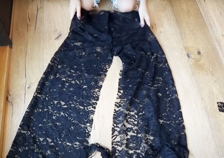 black lace pants, Assembling the pants