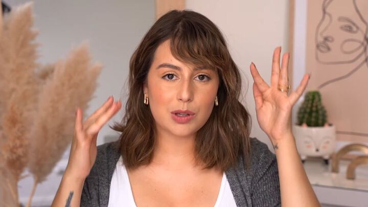 how to style curtain bangs, Method 2 Wavy natural vibe