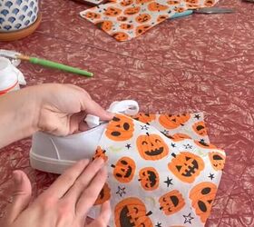 use napkins and walmart sneakers for this brilliant idea, Sticking napkins to sneakers