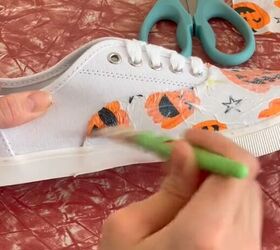 use napkins and walmart sneakers for this brilliant idea, Applying Mod Podge