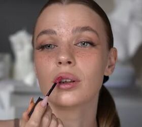 how to do makeup with freckles, Applying lip color
