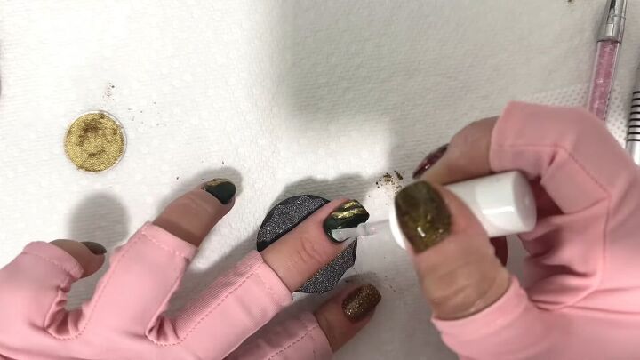 nail art design for beginners, Applying top coat