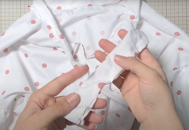 how to sew a blouse, Neck edge and tie