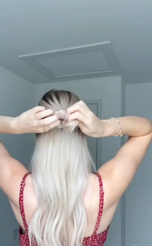 hair hack for getting this knotted look, Pulling hair through hole