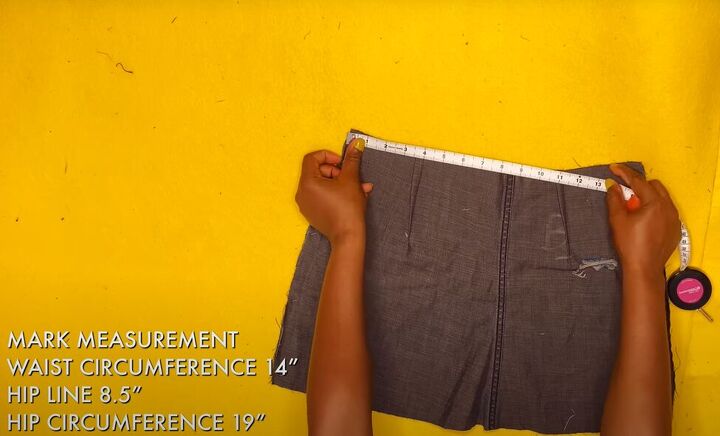 upcycled denim skirt, Measuring fabric