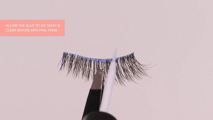 Eyelash Hacks: Ultimate Beginners' Tutorial on Applying False Lashes ...