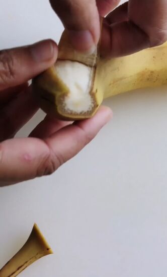 freeze a banana peel and do this, Peeling frozen banana