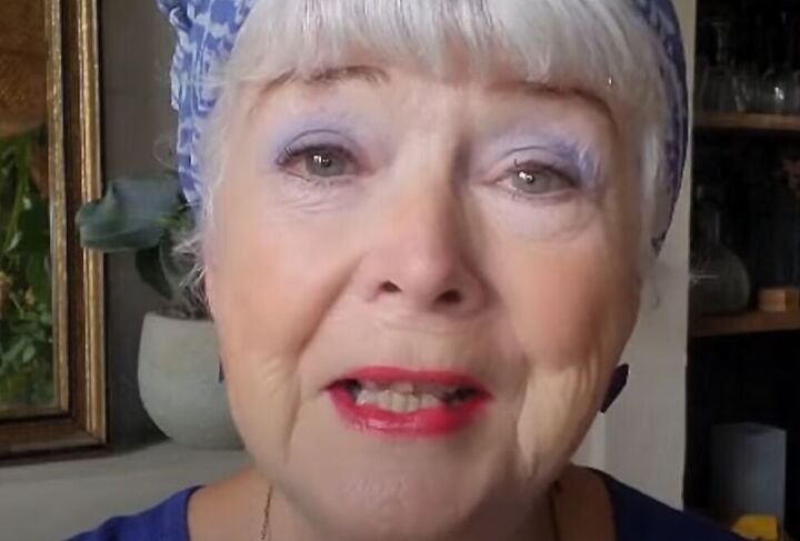 how do you make thin lips look fuller, Lip makeup for older women
