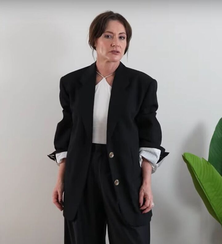 how to look polished, Trying blazer on