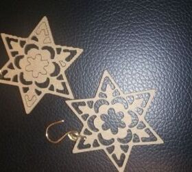 diy holiday wooden star earrings