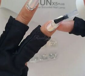 pearl chrome nails hailey bieber, Adding nail decorations
