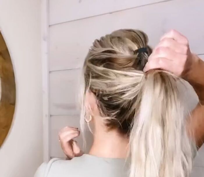 my favorite 3 big ponytail hairstyles, Double topsy turvy