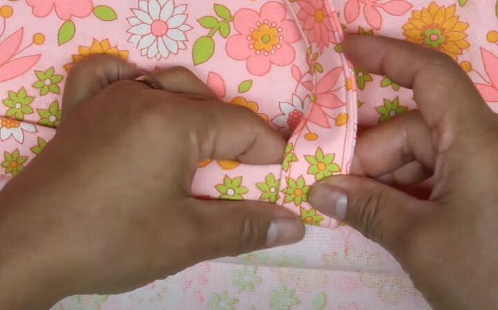 shopping bag pattern, Attaching handles