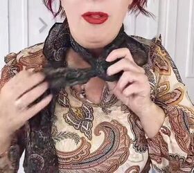 how to style your long scarf, Passing ends through knot
