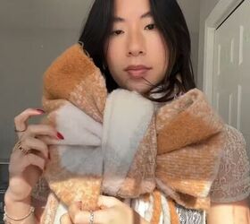style your scarf into a big bow, Shaping bow