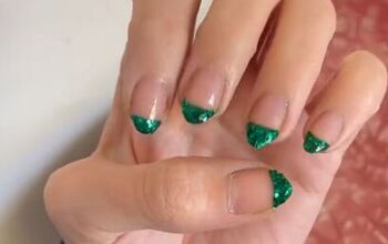 The Perfect Holiday Nails 💚