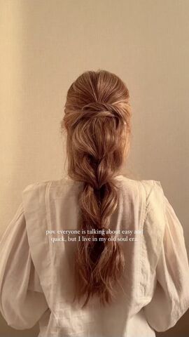 romantic half up hairstyle, Romantic half up hairstyle