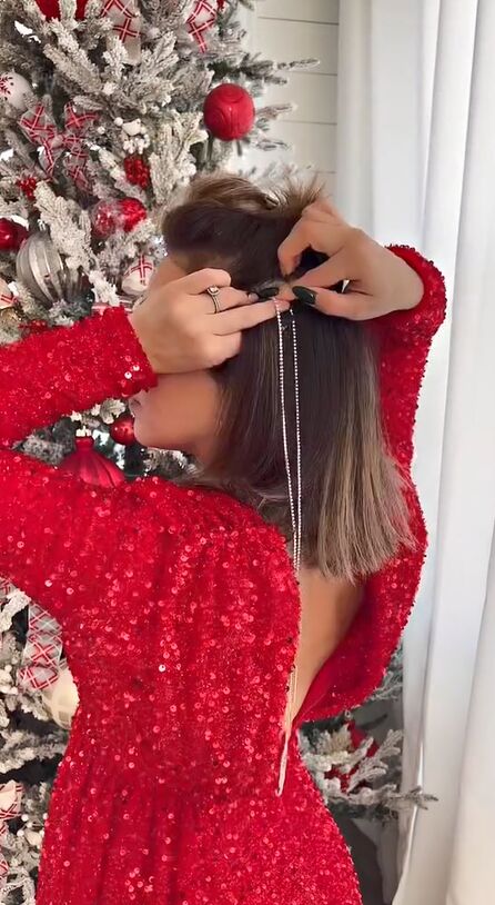 perfect sparkly hairstyle for the holidays, Attaching sparkly chain