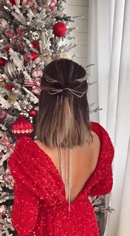 perfect sparkly hairstyle for the holidays, Perfect sparkly hairstyle for the holidays
