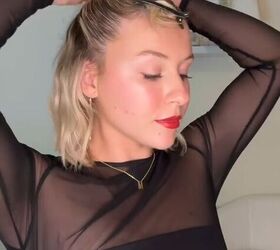 Keep those festive vibes going with this adorable 5-minute hair idea