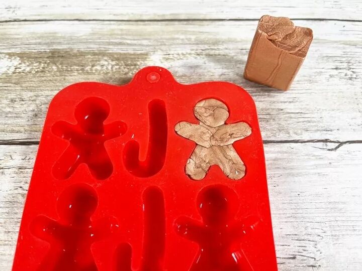 Polymer Clay Gingerbread Man Key Chain Charm Creatively Beth creativelybeth sculpey premo gingerbread man keychain charm christmas diy polymerclay craft gift