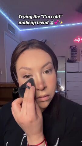 how to do the viral cold girl makeup, Setting makeup