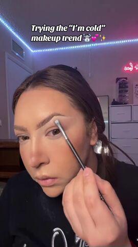 how to do the viral cold girl makeup, Shaping brows