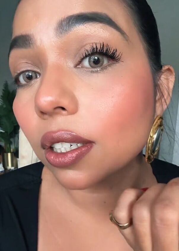 my technique for applying mascara to get the most volume, Voluminous lashes