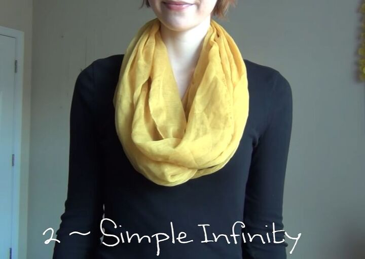 ways to style a scarf, Tying infinity scarf